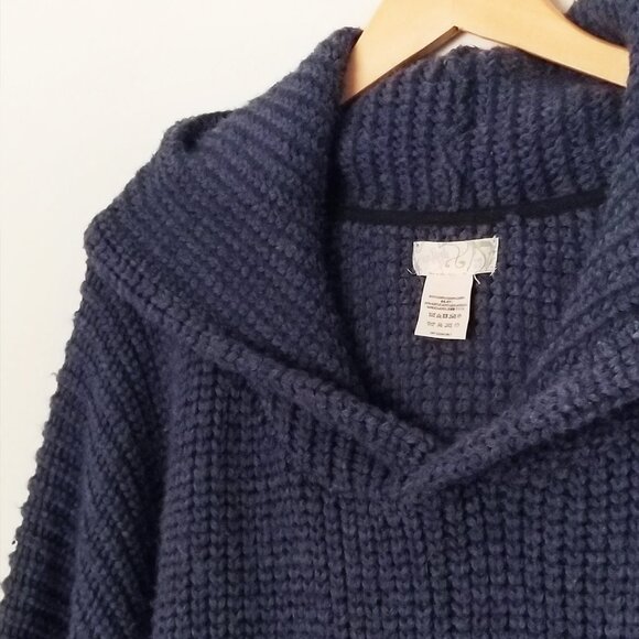 Free People Hooded Chunky Knit Oversized Poncho Ribbed Knit Pocket Navy Blue OS - Picture 9 of 16